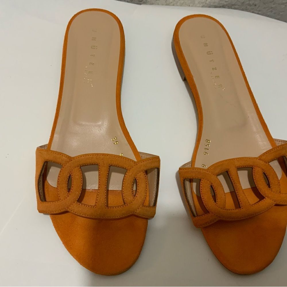Unutzer Womens  orange suede open toe flat Sandals Size 39